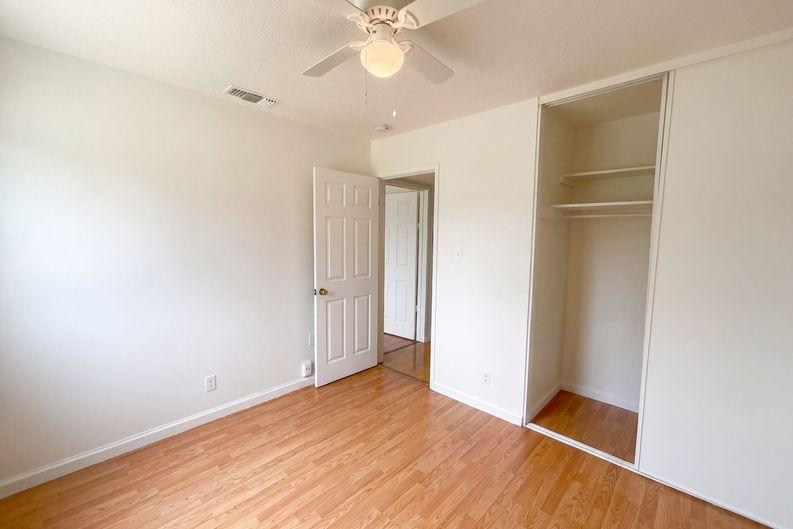 Photo 16 of 21 of 6920 Briggs Dr, Sacramento, CA