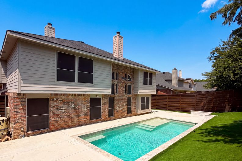 Photo 5 of 27 of 106 Forestview Rd, Hickory Creek, TX