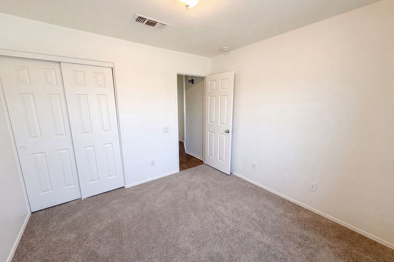 Photo 13 of 18 of 9103 N Palm Brook Dr, Tucson, AZ