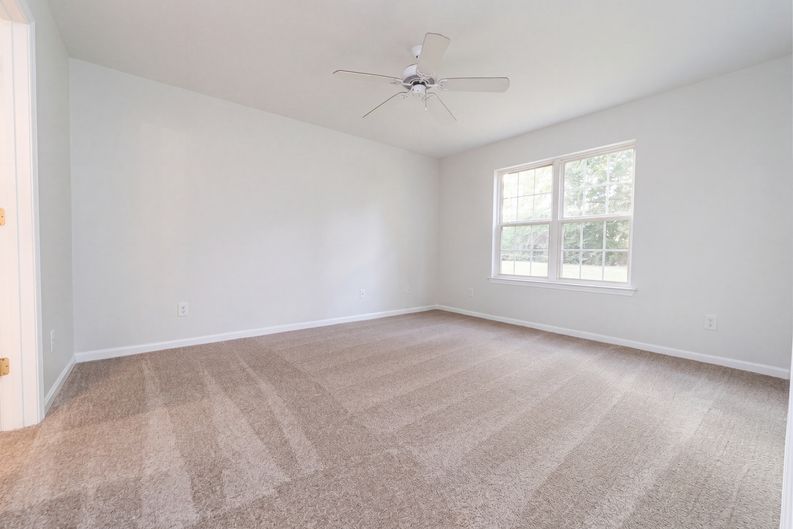 Photo 10 of 17 of 804 Thomas Bay Ct, Antioch, TN