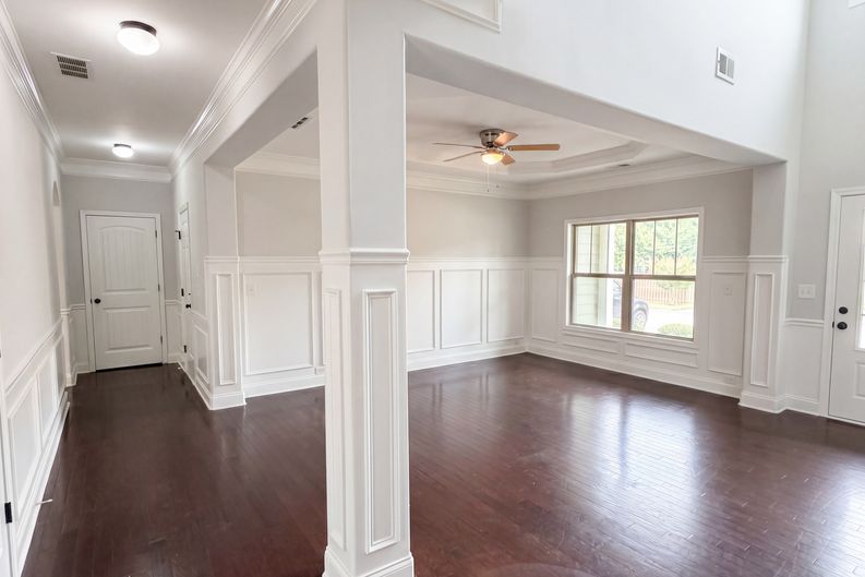 Photo 8 of 33 of 248 Colfax Dr, Boiling Springs, SC