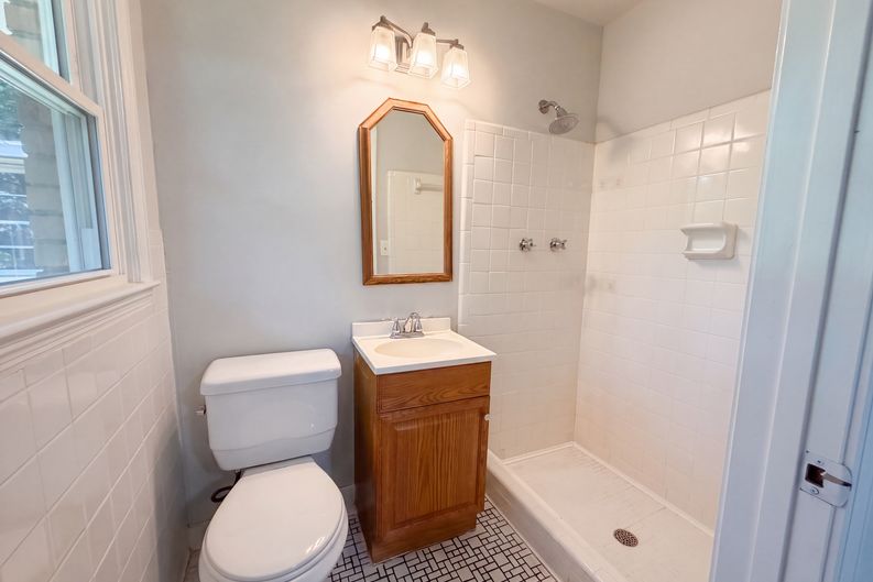 Photo 12 of 26 of 1653 E Kellogg Cir, Douglasville, GA