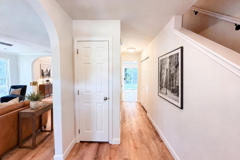 Photo 18 of 22 of 14542 Arbor Ridge Dr, Charlotte, NC