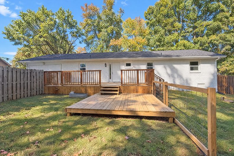 Photo 5 of 16 of 308 Marlin Rd, White House, TN