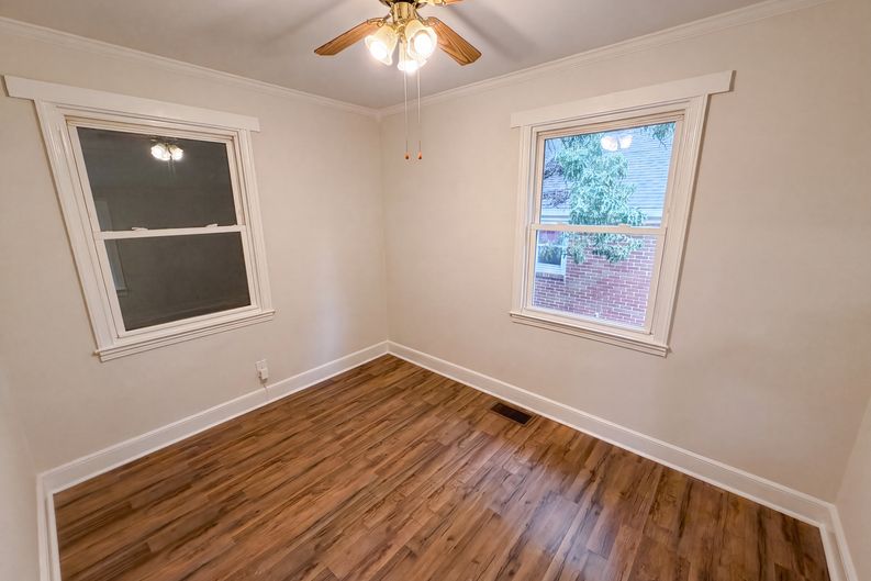 Photo 17 of 23 of 1521 Herrin Ave, Charlotte, NC