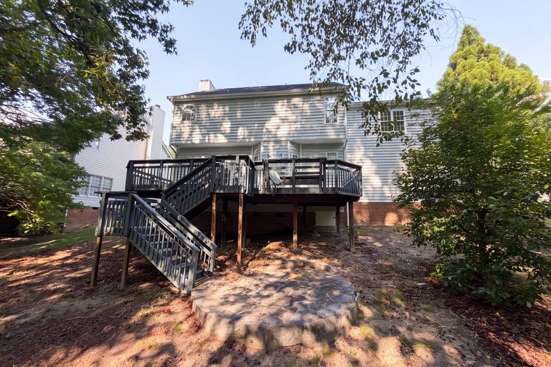 Photo 5 of 17 of 6113 Remington Lake Dr, Raleigh, NC