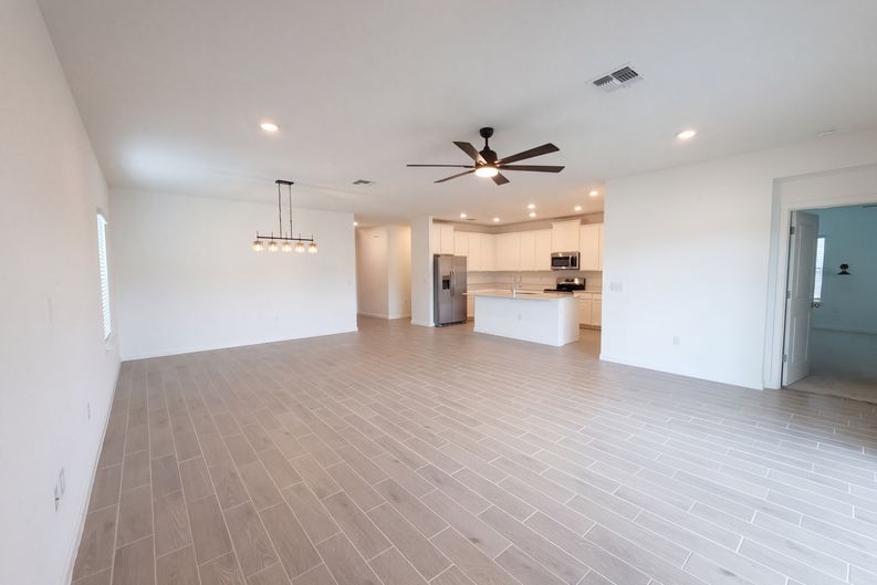 Photo 3 of 17 of 1537 NW 44th Court Rd, Ocala, FL