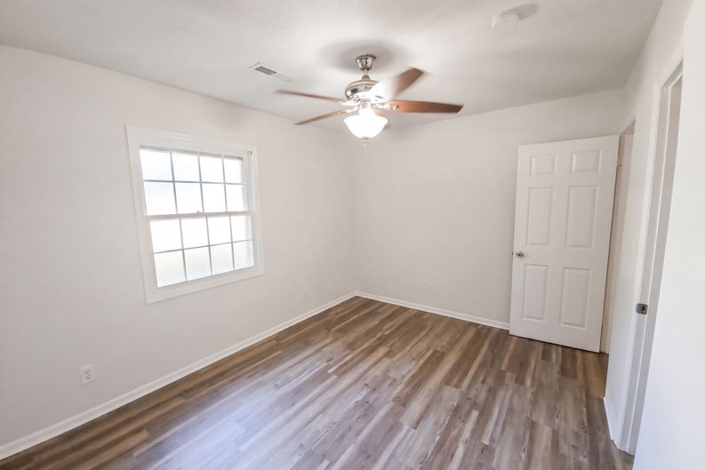 Photo 8 of 27 of 1610 Battery Creek Rd, Beaufort, SC