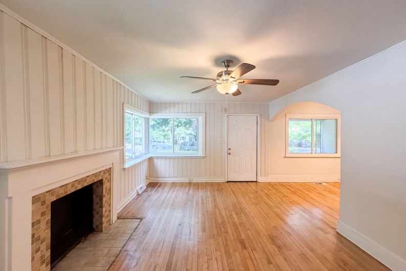 Photo 6 of 19 of 18 Rhyne Ave, Winston Salem, NC