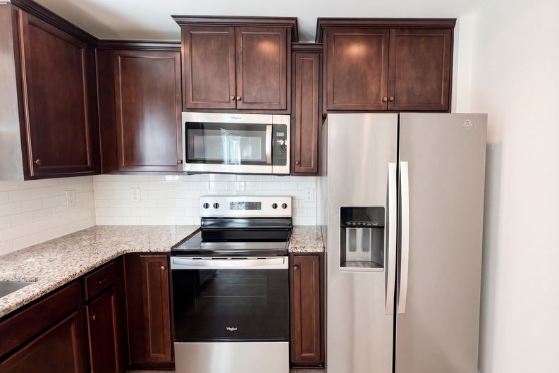 Photo 9 of 25 of 271 Stane Brook Ct, Jackson, GA