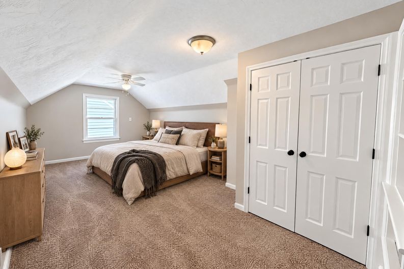 Photo 5 of 21 of 24601 Stephen Ave, Euclid, OH
