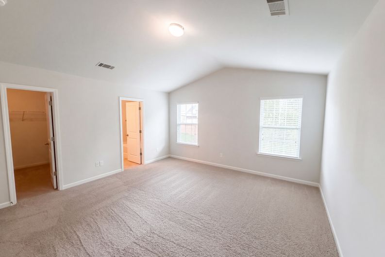 Photo 13 of 32 of 900 Etta Pl, Gastonia, NC