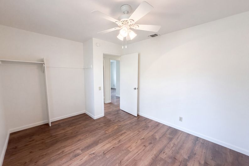 Photo 17 of 25 of 6232 Wittenham Way, Orangevale, CA