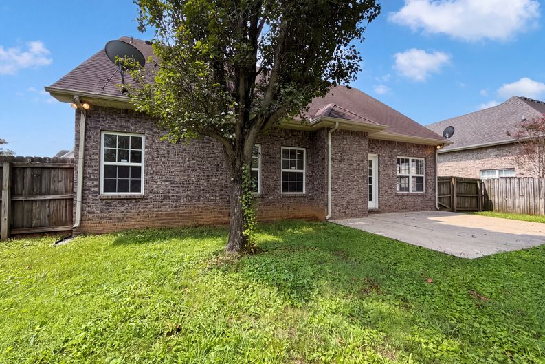 Photo 22 of 24 of 2642 Westhaven Dr, Murfreesboro, TN