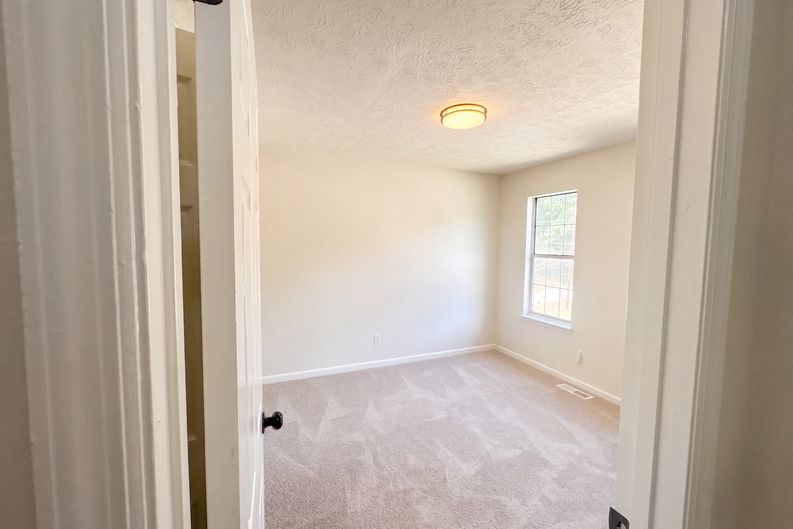Photo 23 of 43 of 4389 Southvale Dr, Decatur, GA