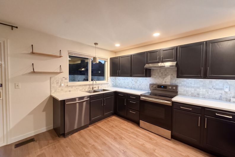 Photo 11 of 37 of 5549 S Youngfield Way, Littleton, CO