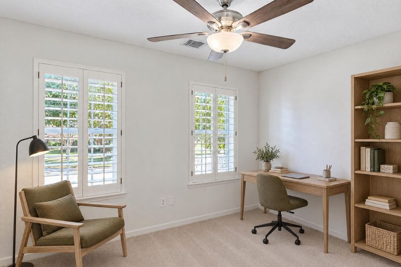 Photo 12 of 32 of 7927 High Knoll Ln, Houston, TX
