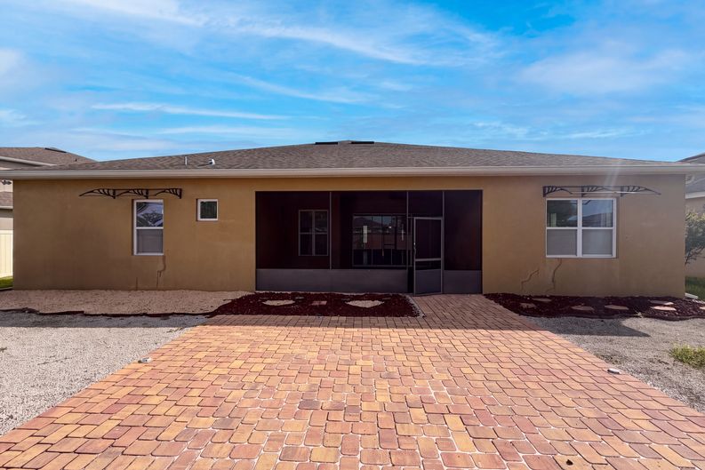 Photo 5 of 29 of 918 Blackthorn Dr, Apopka, FL
