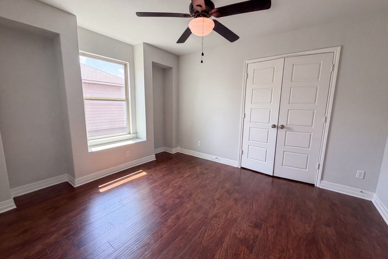Photo 13 of 24 of 3513 Nuhn Way, New Braunfels, TX