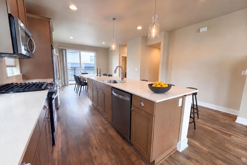 Photo 5 of 21 of 17302 SW Kite Ln, Beaverton, OR