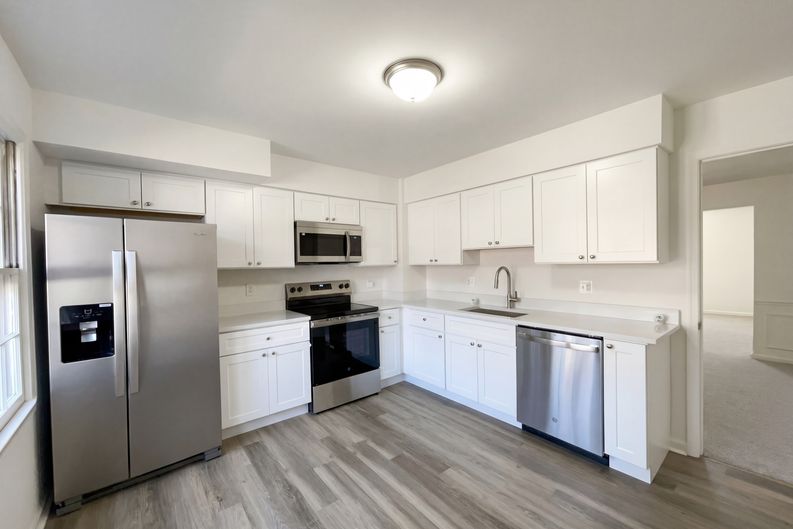 Photo 11 of 23 of 645 N Armistead St, Alexandria, VA
