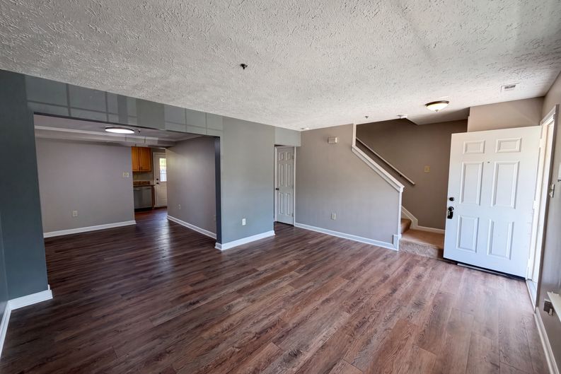 Photo 3 of 41 of 5812 Springfish Pl, Waldorf, MD