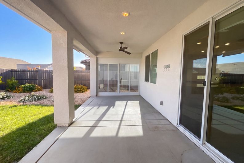 Photo 24 of 29 of 4861 Peace Lily Ln, Roseville, CA