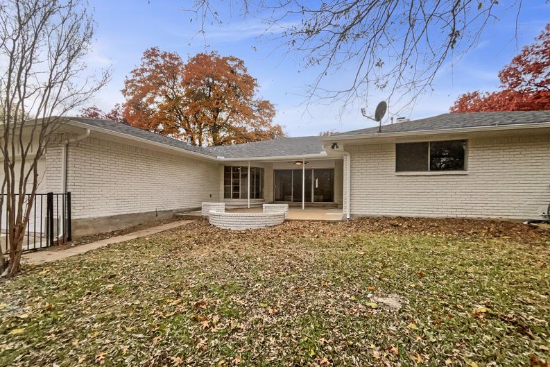 Photo 16 of 25 of 203 Westpark Dr S, McKinney, TX