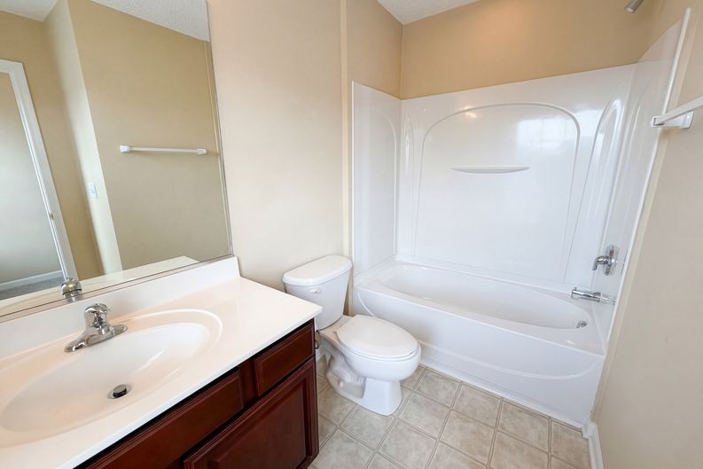 Photo 11 of 17 of 147 Lake Jogassee Dr, Summerville, SC