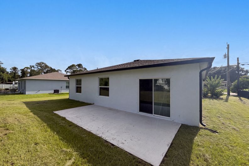 Photo 18 of 21 of 1443 General Custer Ave, Daytona Beach, FL