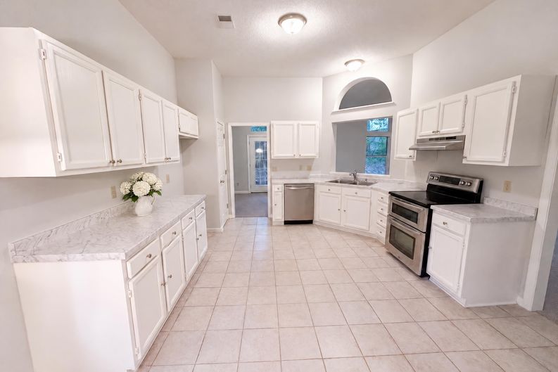 Photo 17 of 28 of 13 Stanford Ridge Ct, Irmo, SC