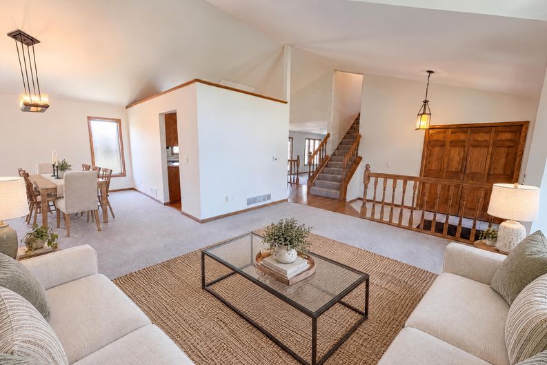 Photo 9 of 38 of 8433 Upland Ln N, Maple Grove, MN