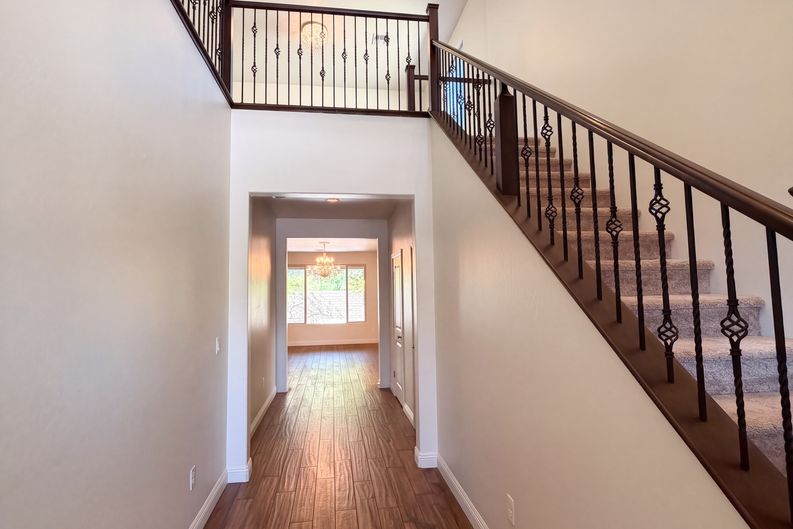 Photo 10 of 30 of 31 Berneri Dr, Las Vegas, NV