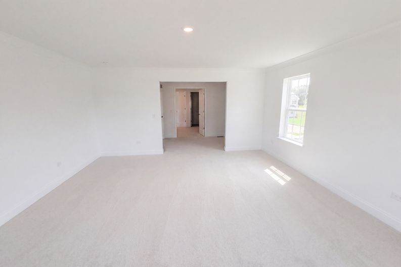 Photo 13 of 47 of 1856 Chandolin Ln, Elgin, IL