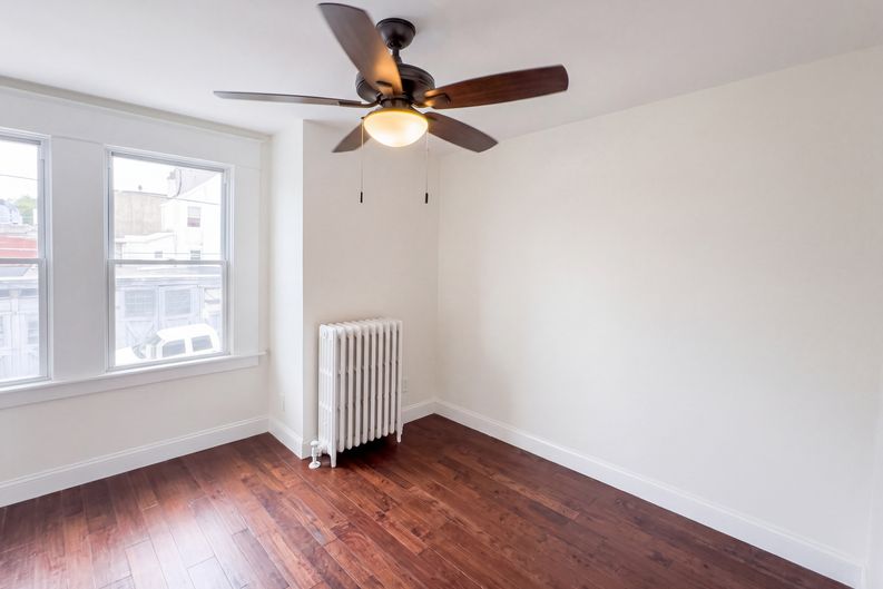 Photo 4 of 21 of 1809 Wakeling St, Philadelphia, PA