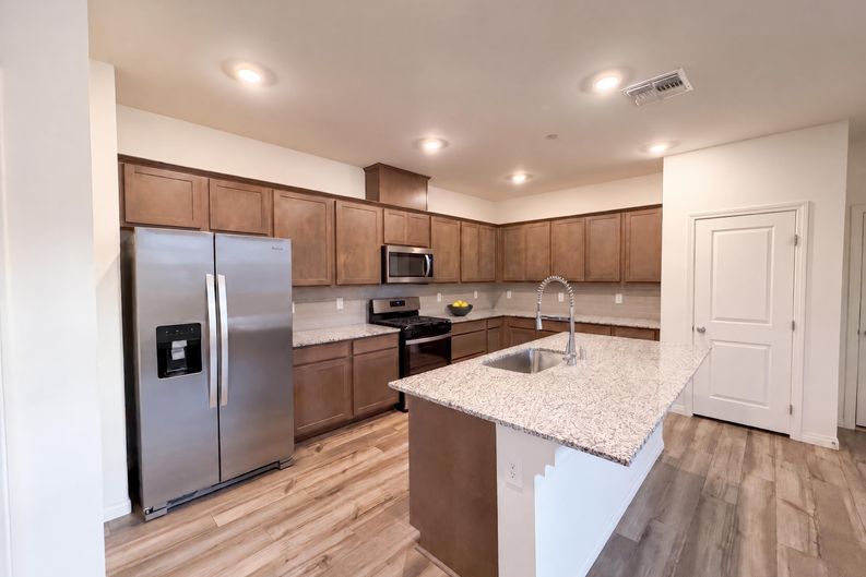 Photo 4 of 28 of 3594 Credere Ln, Henderson, NV