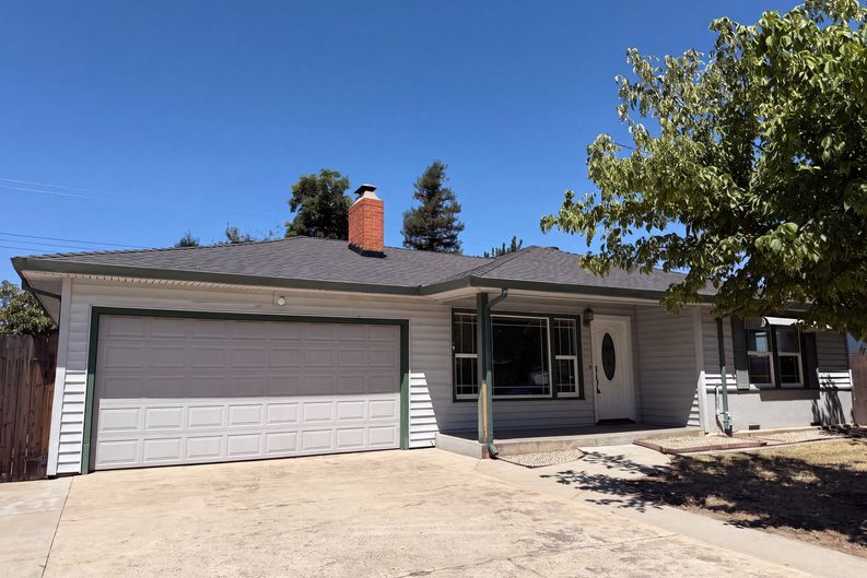 Photo 30 of 41 of 719 N Crescent Ave, Lodi, CA