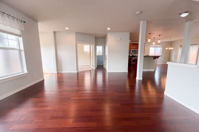 Photo 3 of 27 of 13049 SE Meadehill Ave, Happy Valley, OR