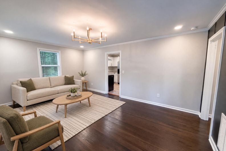 Photo 3 of 14 of 41 Tommy Cir, Columbia, SC