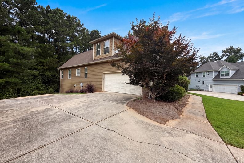 Photo 23 of 27 of 212 Westwind Dr, Newnan, GA