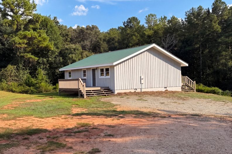 Photo 27 of 41 of 204 Jim Grizzle Rd, Royston, GA