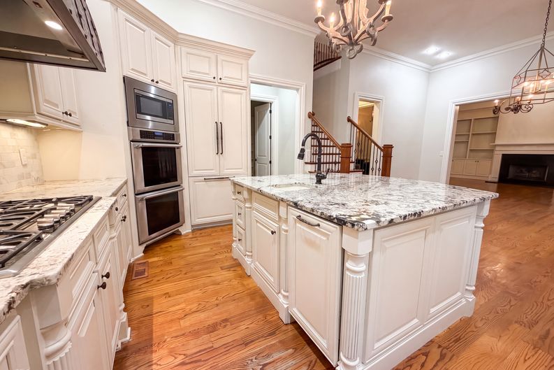 Photo 14 of 30 of 256 Hanson Way, Marietta, GA