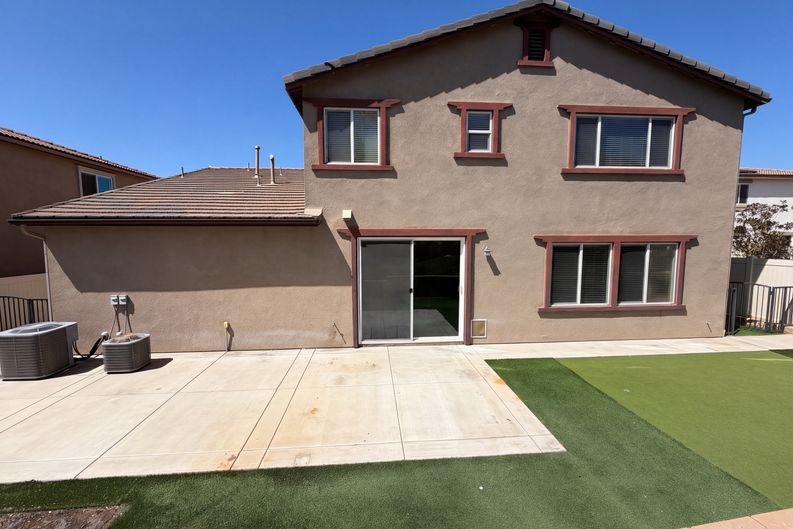 Photo 5 of 52 of 45118 Morgan Heights Rd, Temecula, CA