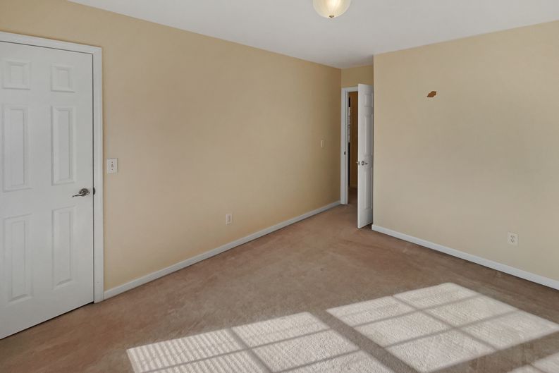 Photo 51 of 68 of 1370 Providence Dr, Lawrenceville, GA