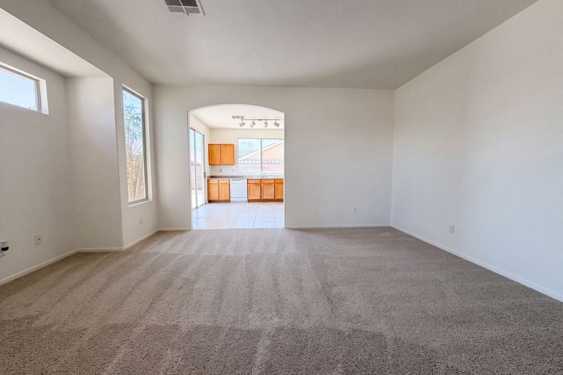 Photo 7 of 22 of 521 Quail Bird Pl, Henderson, NV