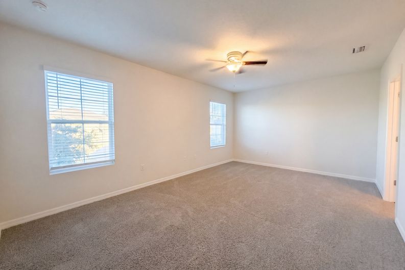 Photo 14 of 30 of 16805 Trite Bend St, Wimauma, FL