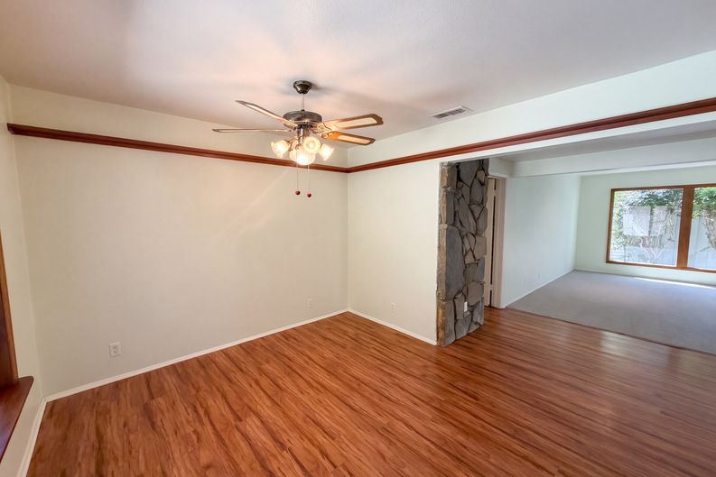 Photo 11 of 23 of 41219 Tava Ln, Hemet, CA