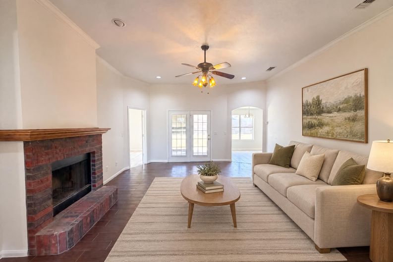 Photo 3 of 19 of 507 Abu Bakar Dr, Killeen, TX