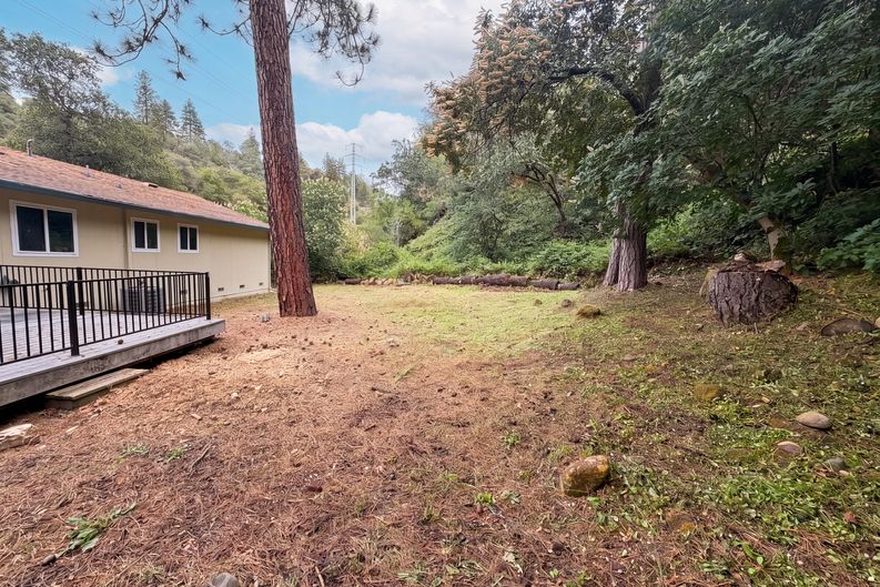 Photo 19 of 30 of 862 Grice Ln, Placerville, CA
