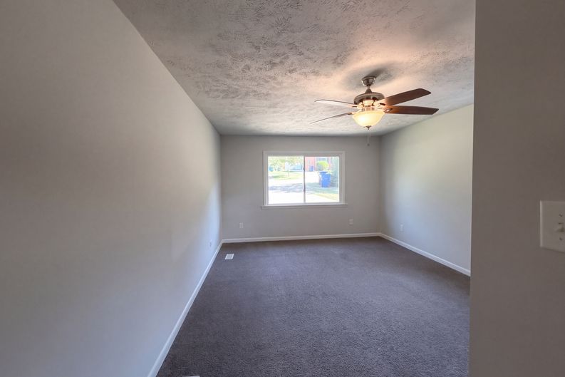 Photo 8 of 15 of 3111 Braddock Dr, Fayetteville, NC